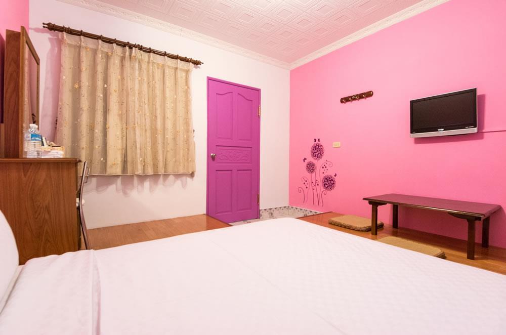Bed and Breakfast Dog House Taitung Экстерьер фото