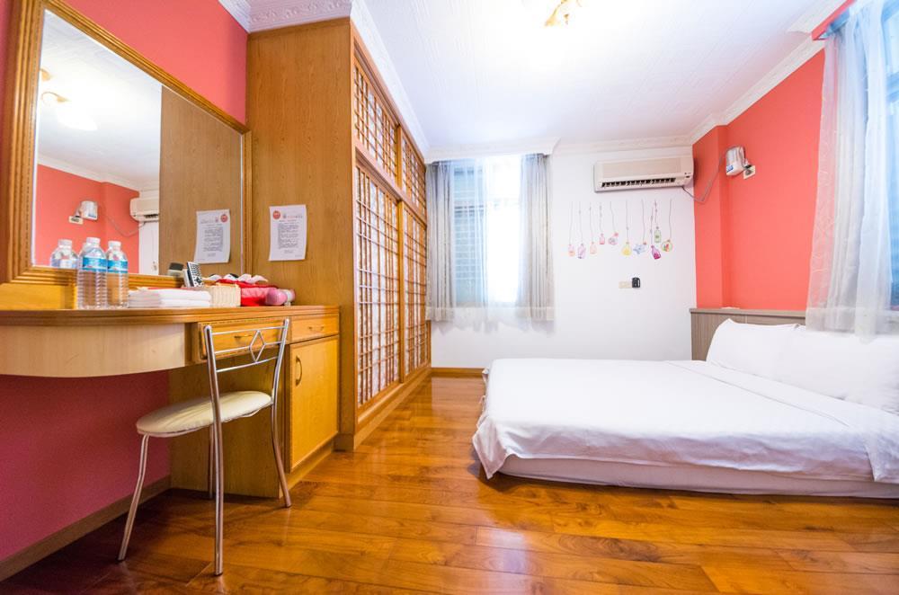 Bed and Breakfast Dog House Taitung Экстерьер фото